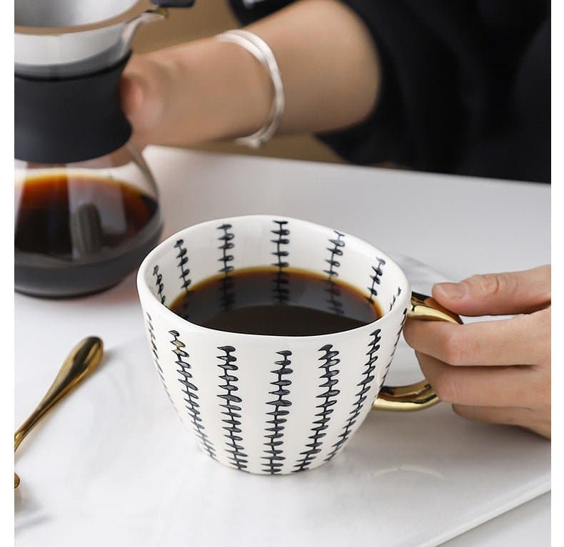 Artisanal Elegance: Hand - Painted Ceramic Mugs - The UNIX