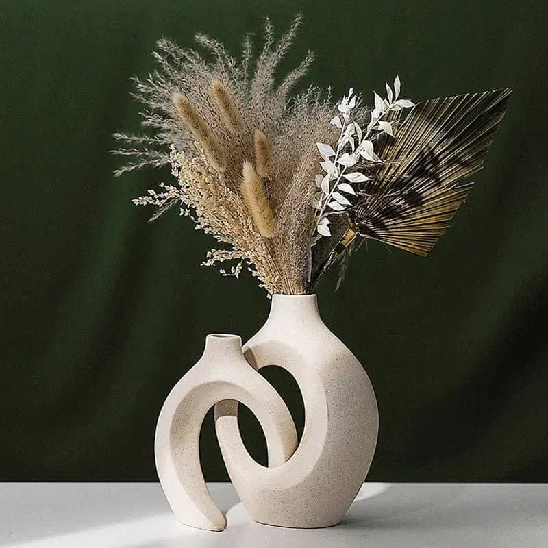 Premium Nordic Ceramic Interlock Vase for Modern Homes - The UNIX