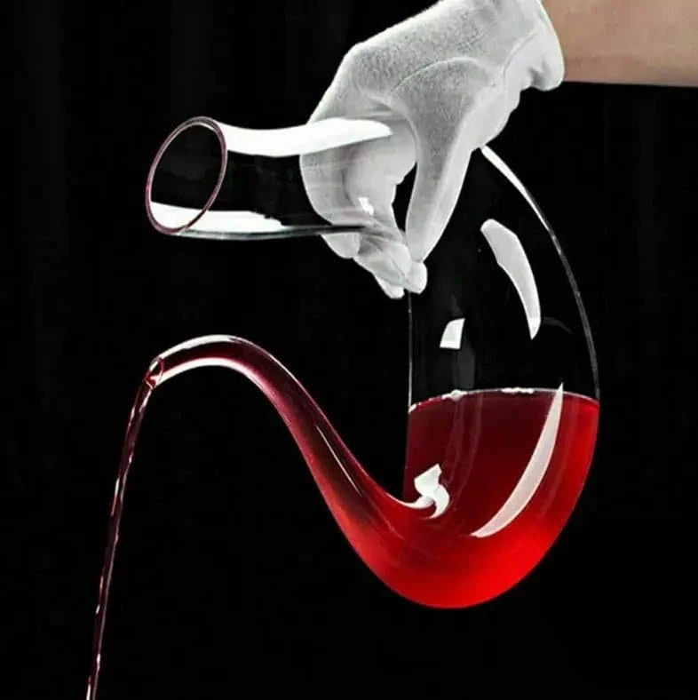 U - Shaped Crystal Decanter - The UNIX